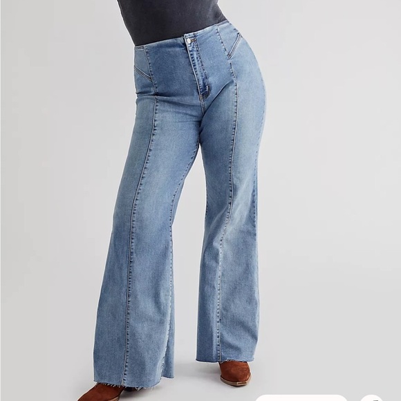 Free People Denim - EUC Free People Flared Pants​